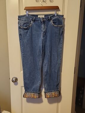 CHARLIE B Medium Blue Boyfriend Capri with Paisley Cuff